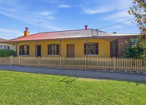 17 Mitchell Street