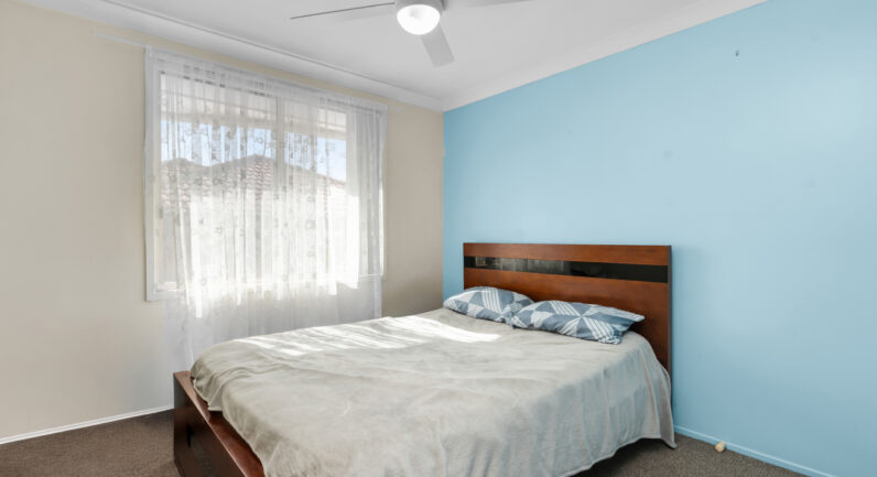 16 William Mannix Avenue, Currans Hill NSW 2567
