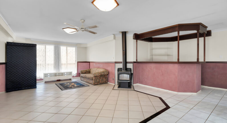 16 William Mannix Avenue, Currans Hill NSW 2567