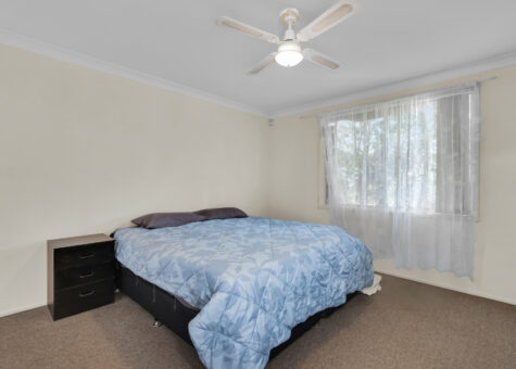 16 William Mannix Avenue