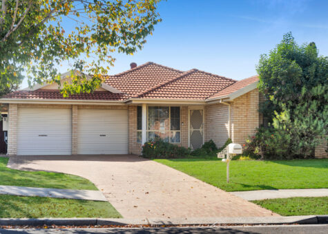 16 William Mannix Avenue