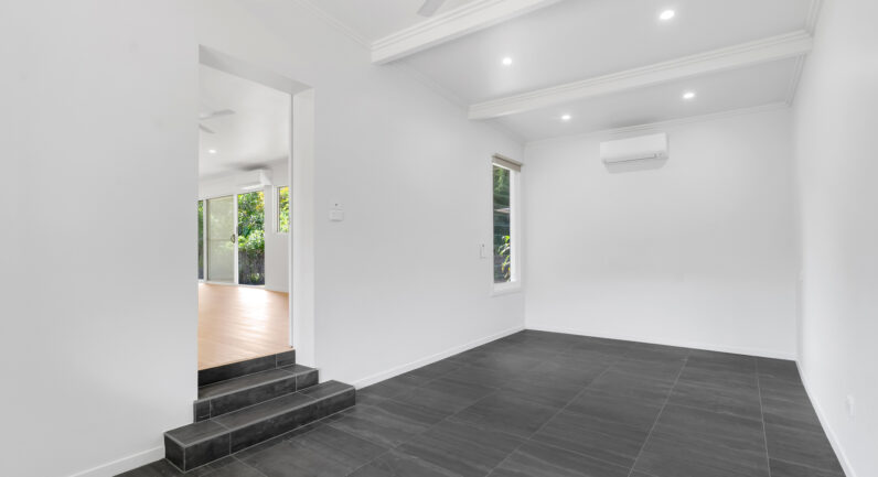 105 Machan Street, Machans Beach QLD 4878
