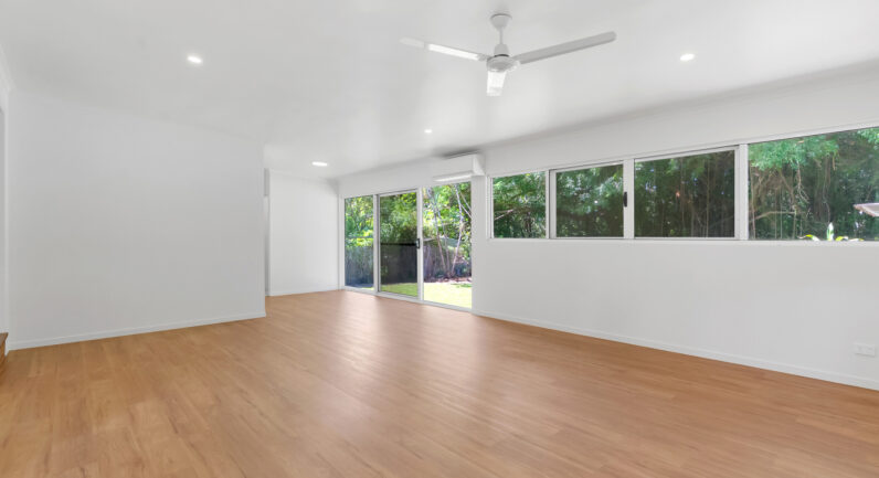 105 Machan Street, Machans Beach QLD 4878