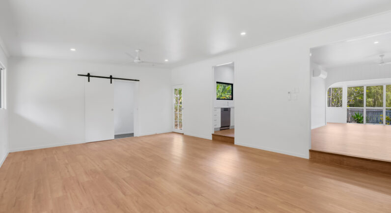 105 Machan Street, Machans Beach QLD 4878