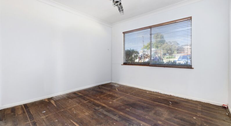 22 Macquarie Street, South Kempsey NSW 2440