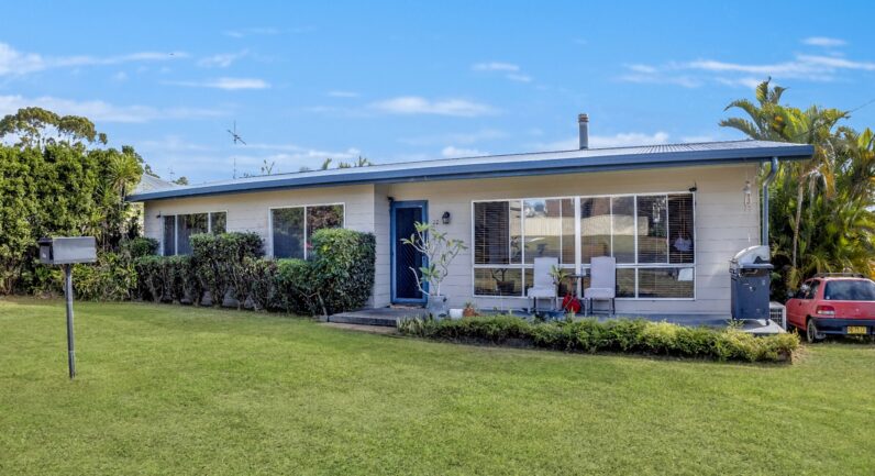 22 Macquarie Street, South Kempsey NSW 2440