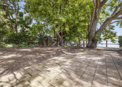98 Kinchela Street