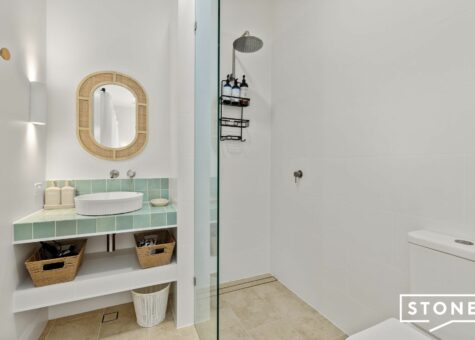 114B Dress Circle