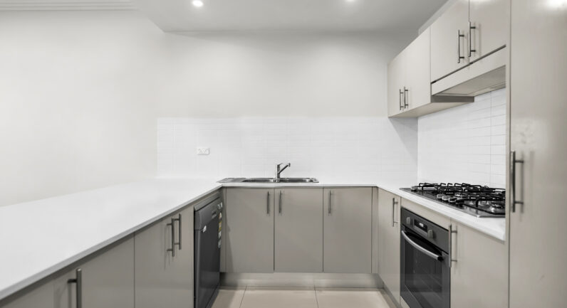 18/3-9 Warby Street, Campbelltown NSW 2560
