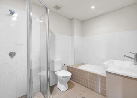 18/3-9 Warby Street