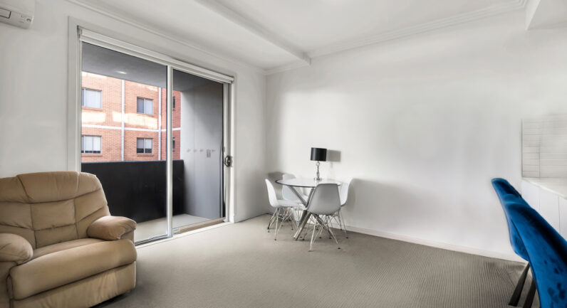 18/3-9 Warby Street, Campbelltown NSW 2560