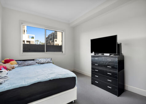 18/3-9 Warby Street