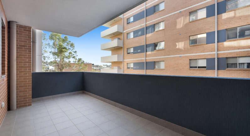 18/3-9 Warby Street, Campbelltown NSW 2560