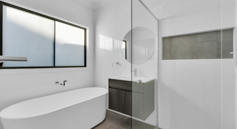 3 Minnamurra Drive, Gregory Hills NSW 2557