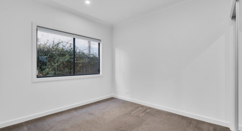 3 Minnamurra Drive, Gregory Hills NSW 2557
