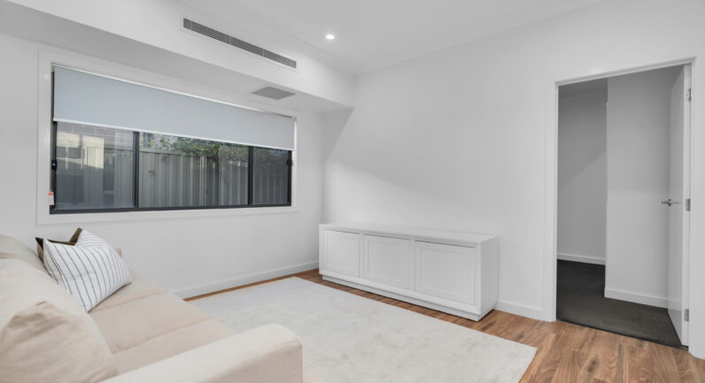 3 Minnamurra Drive, Gregory Hills NSW 2557