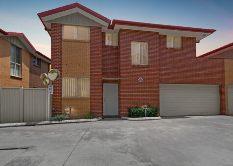 19/221A Waterworth Drive