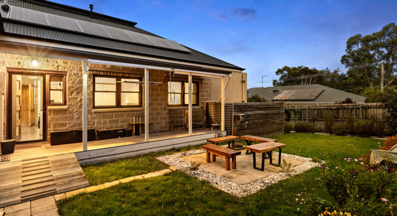 106 Winter Street, Buninyong VIC 3357