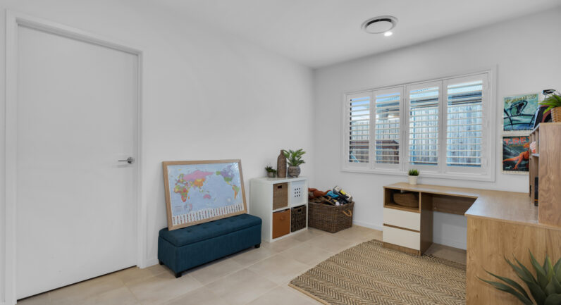 19 Rymill Crescent, Gledswood Hills NSW 2557