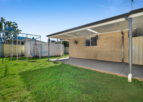 43 Oswald Crescent