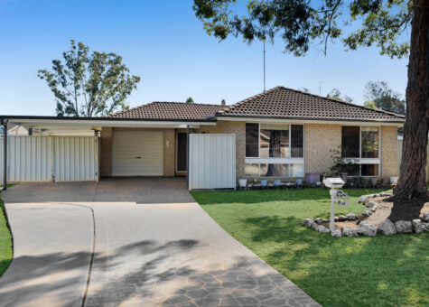 43 Oswald Crescent
