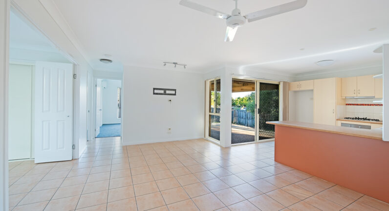 2 Ulysses Street, Kallangur QLD 4503