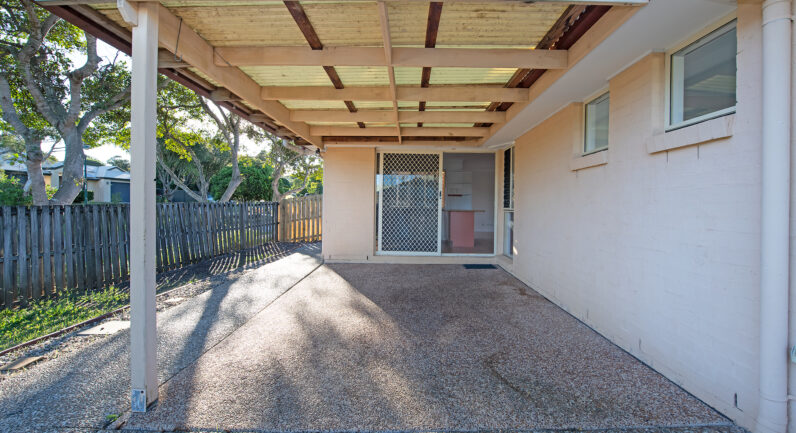 2 Ulysses Street, Kallangur QLD 4503
