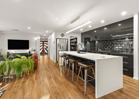 6 Rawlings Street