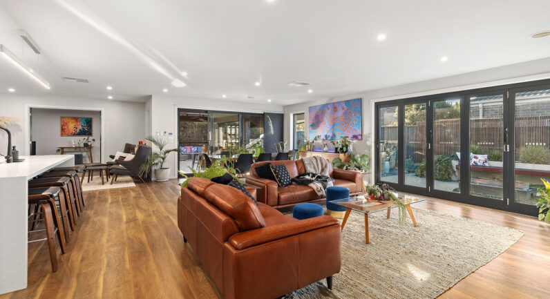 6 Rawlings Street, Lucas VIC 3350
