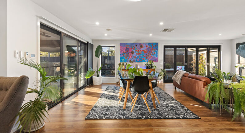 6 Rawlings Street, Lucas VIC 3350