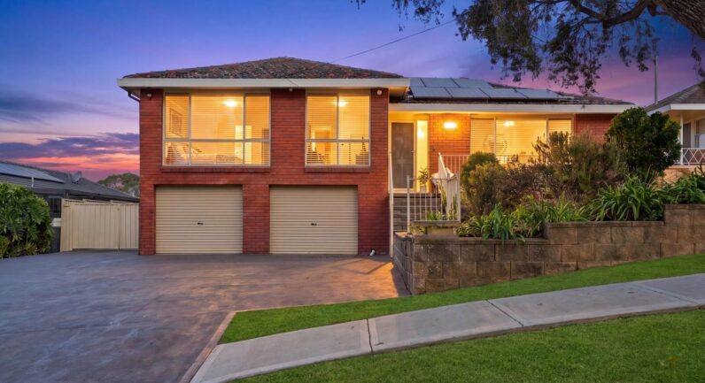 21 Ulmarra Avenue, Camden South NSW 2570