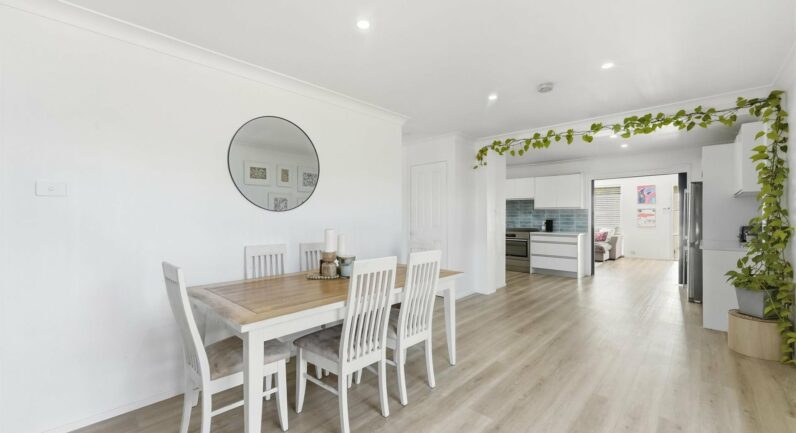 21 Ulmarra Avenue, Camden South NSW 2570