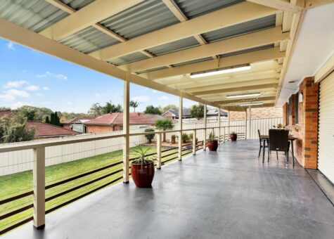 11 Carbasse Crescent