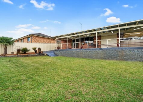 11 Carbasse Crescent