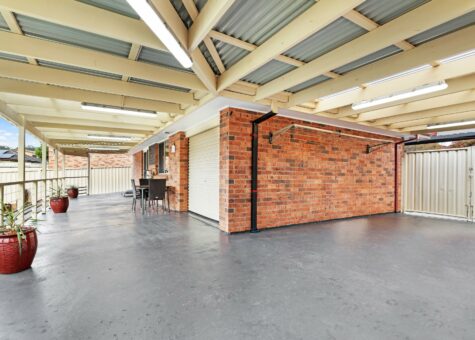 11 Carbasse Crescent