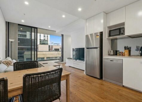 404/26 Cambridge Street