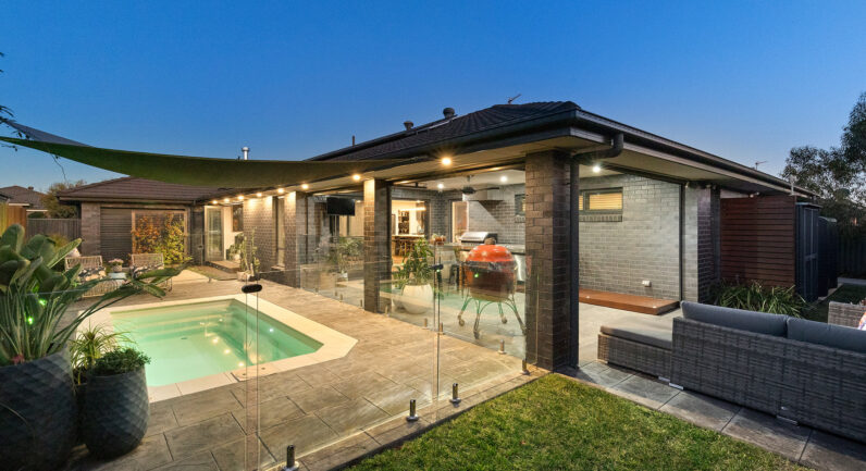 6 Rawlings Street, Lucas VIC 3350
