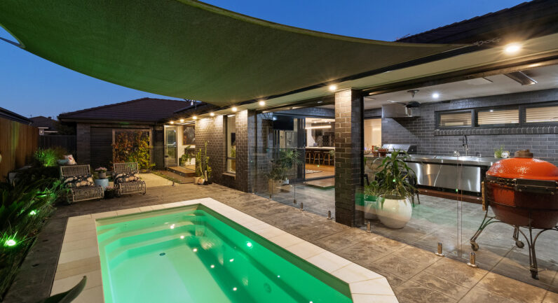 6 Rawlings Street, Lucas VIC 3350