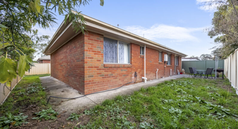 2/521 Sutton Street, Sebastopol VIC 3356