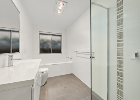 2/36 Blue Wren Close