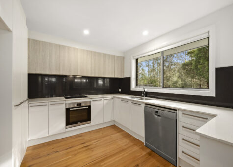 2/36 Blue Wren Close