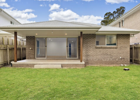 2/36 Blue Wren Close