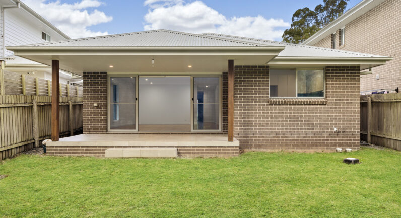 2/36 Blue Wren Close, Port Macquarie NSW 2444