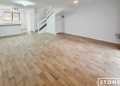 2/256 Harbour Drive