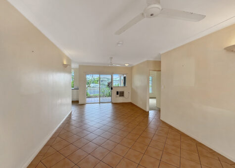 3/6 Hedley Close