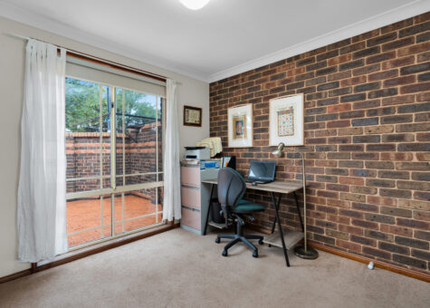 4/9 Lodges Road