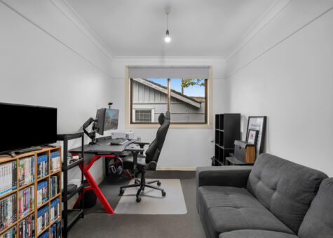 5 Dan Street