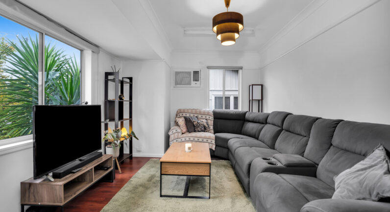 5 Dan Street, Campbelltown NSW 2560