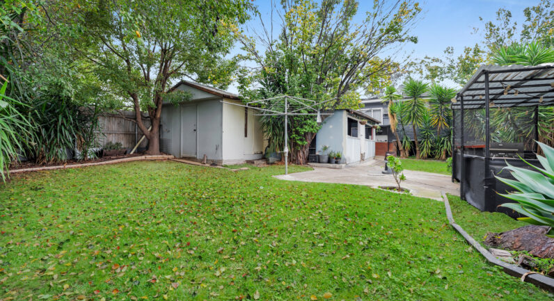 5 Dan Street, Campbelltown NSW 2560