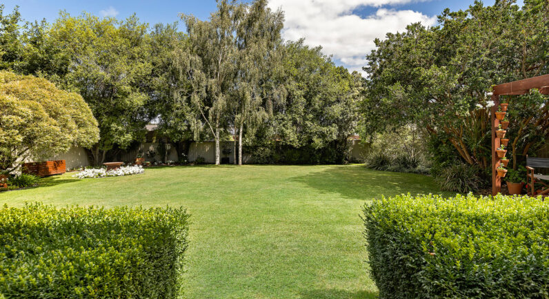 9 Kerry Way, Invermay Park VIC 3350